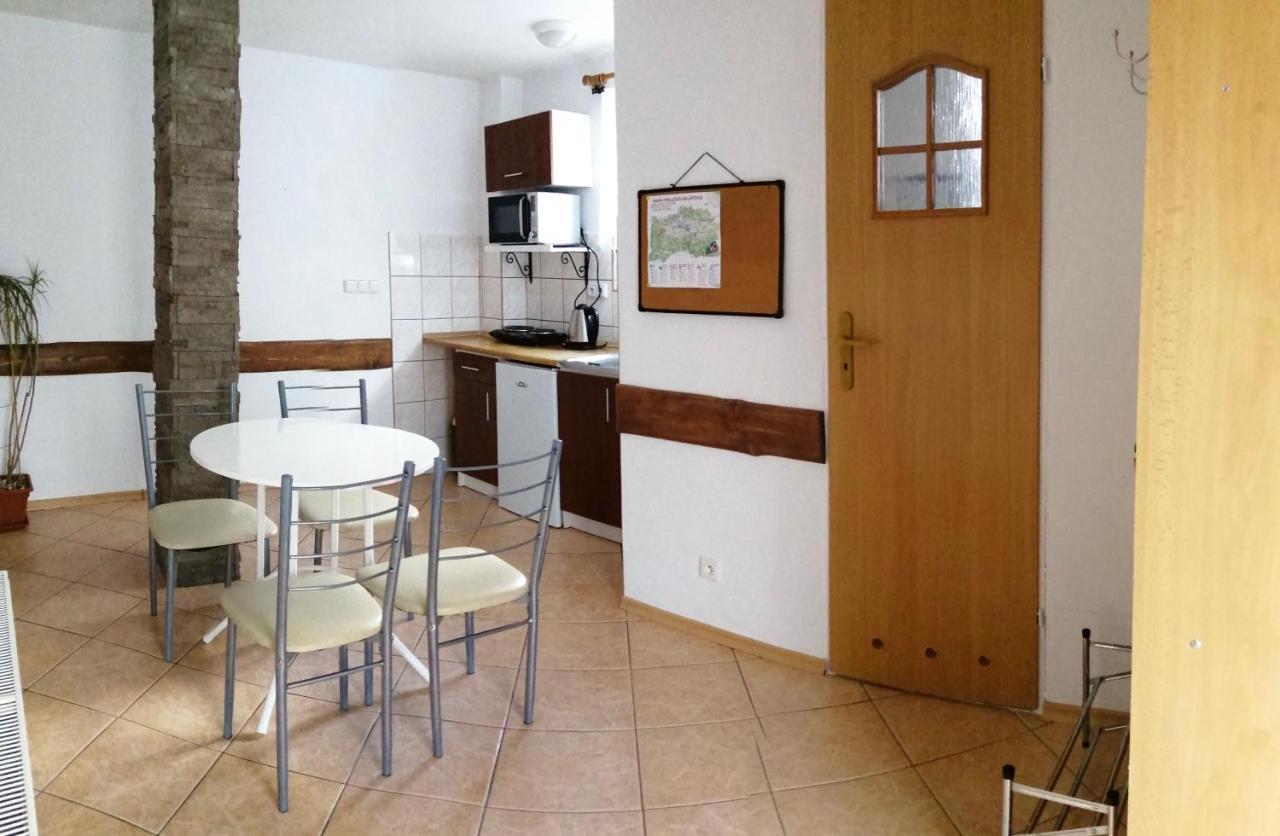 Vanessa Apartments Bešeňová Extérieur photo