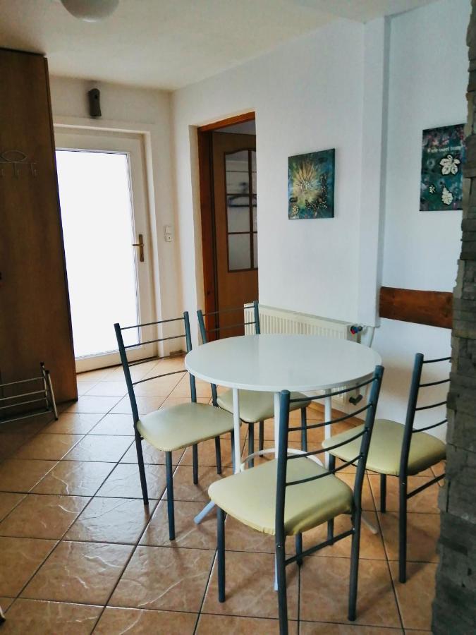 Vanessa Apartments Bešeňová Extérieur photo