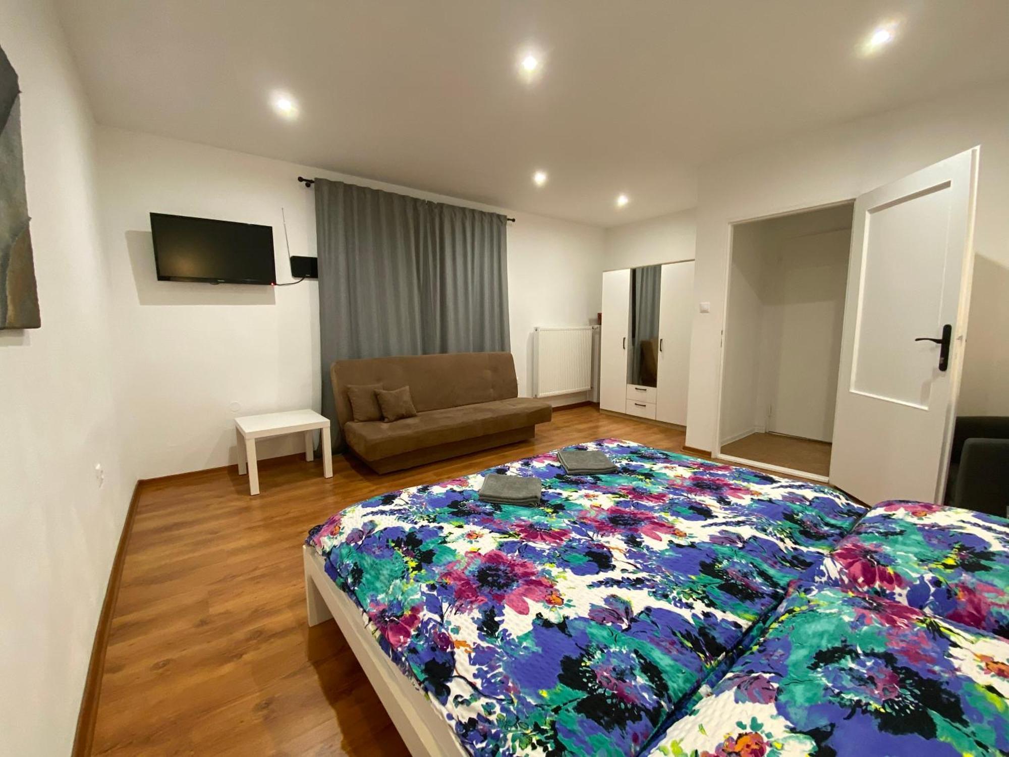 Vanessa Apartments Bešeňová Extérieur photo